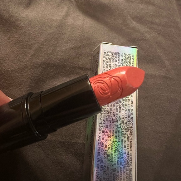 Mac Cosmetics X Selena Lipstick - Picture 2 of 3